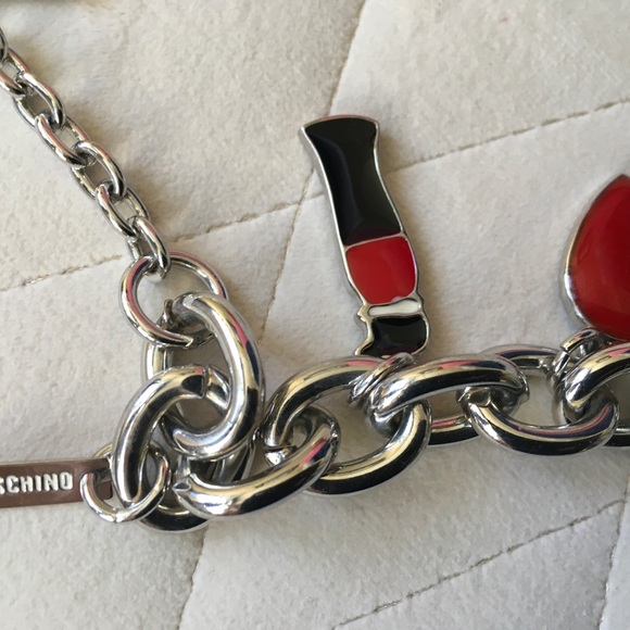 Authentic Moschino charm bracelet - Picture 4 of 6